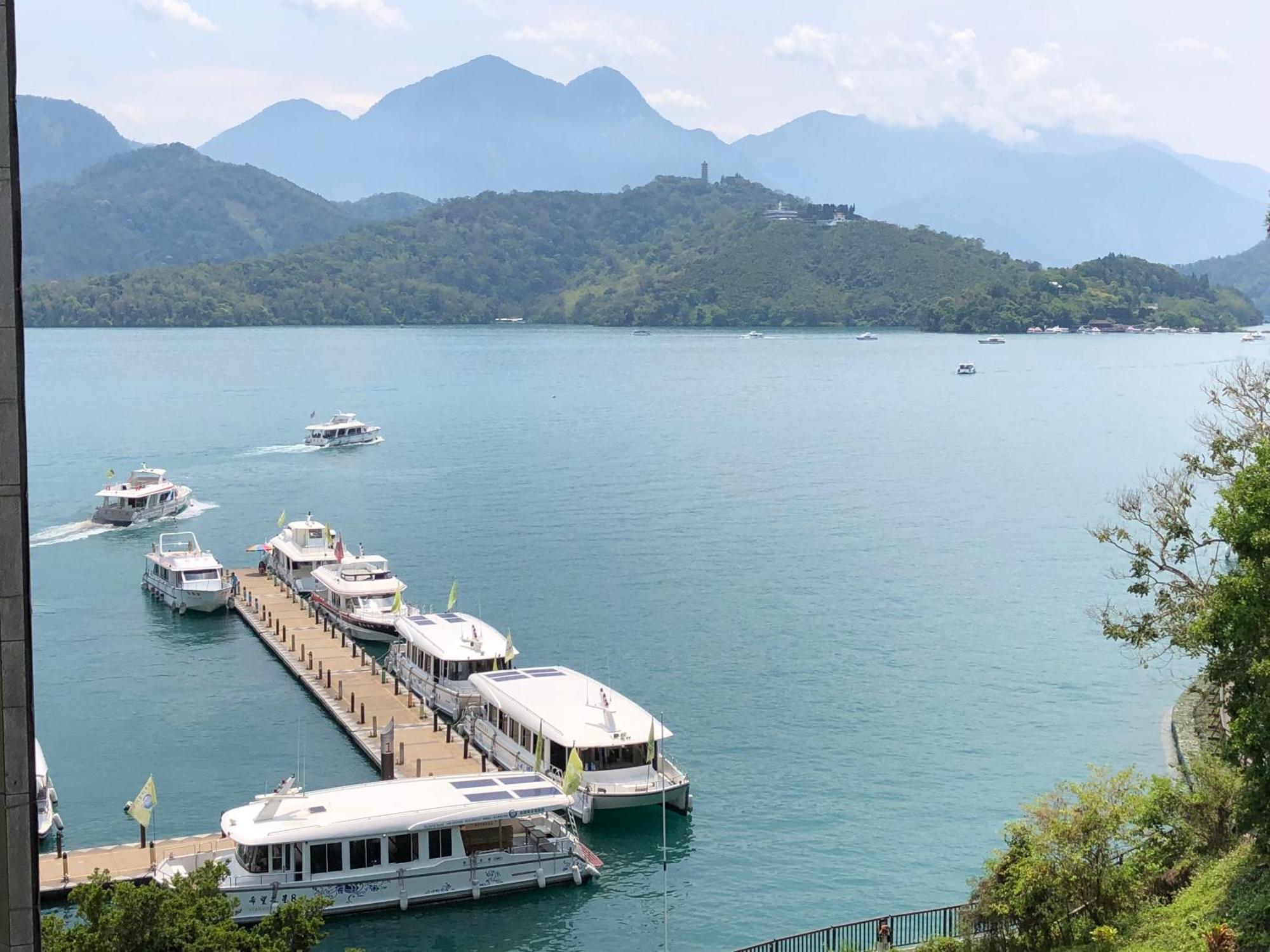 Sun Moon Lake Long Xing Homestay Yuchi Dış mekan fotoğraf